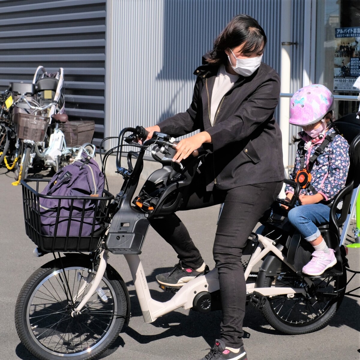 サイクルベースあさひの子ども乗せ電動自転車「エナシスベビー」の魅力を店長に聞いたらプロのこだわりが詰まってた！